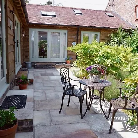 Nest Holiday Hideaway Dove Cottage-Beautiful Location In The Long Mynd Area Of Outstanding Natural Beauty-Whirlpool Jacuzzi Baths!! Picklescott Exterior photo
