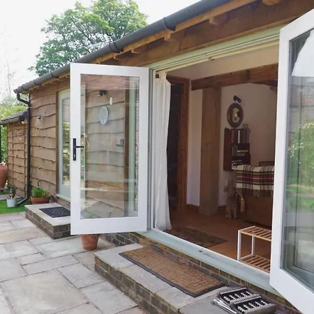 Nest Holiday Hideaway Dove Cottage-Beautiful Location In The Long Mynd Area Of Outstanding Natural Beauty-Whirlpool Jacuzzi Baths!! Picklescott Exterior photo