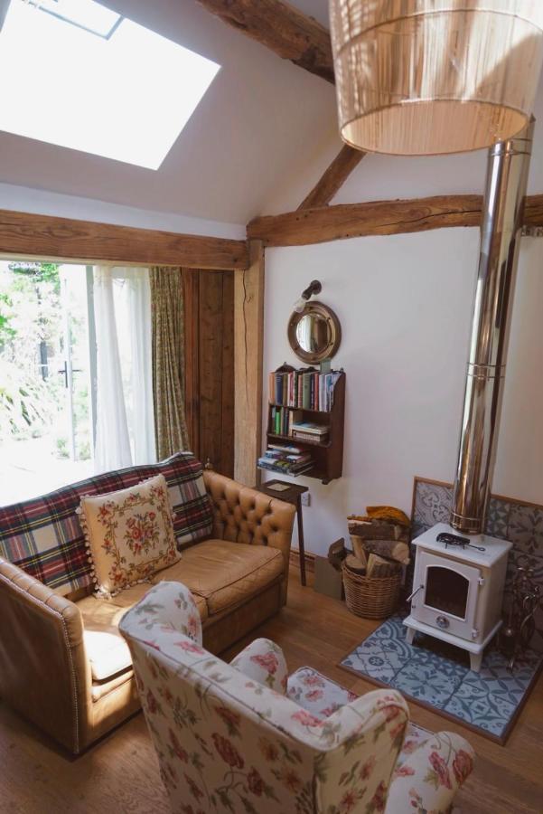 Holiday home Nest Hideaway Dove Cottage-beautiful Location In The Long Mynd Area Of Outstanding Natural Beauty-whirlpool Jacuzzi Baths!! Picklescott