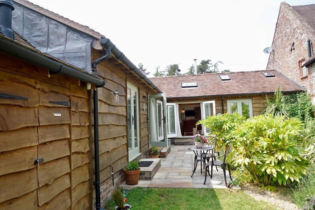 Holiday home Nest Hideaway Dove Cottage-beautiful Location In The Long Mynd Area Of Outstanding Natural Beauty-whirlpool Jacuzzi Baths!!